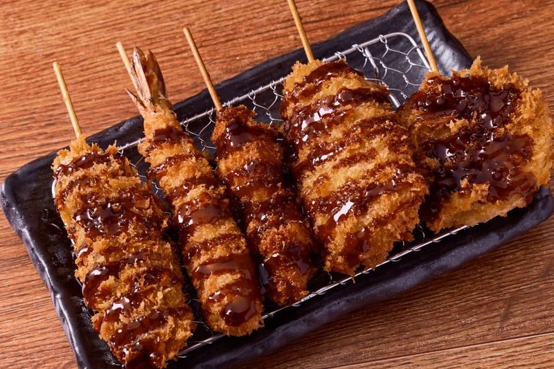 Dotonbori Yataimura Festival (Osaka) - Who will enjoy this stop most?