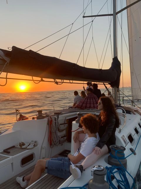 Douro Sunset Sailboat Experience in Porto - Douro Sunset Sailboat Experience in Porto: A Relaxing Yet Stunning Way to See the City