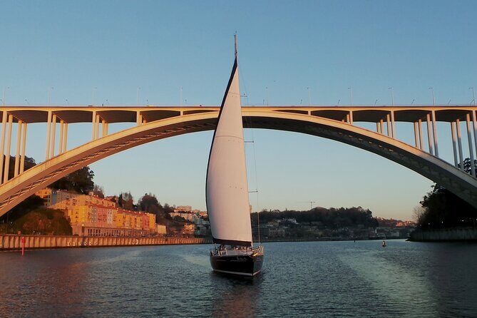Douro Sunset Sailboat Experience in Porto - Key Points