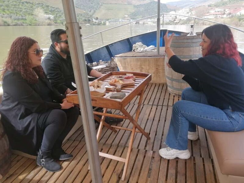 Douro valley: 2 Wineries Lunch at the Winery & 1h Boat Tour - Who Will Love This Tour?