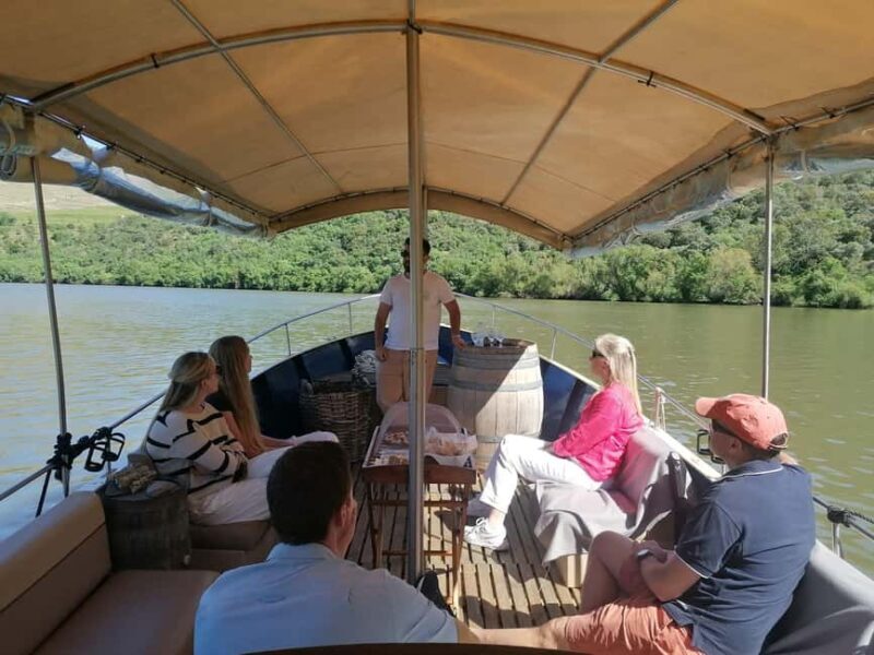 Douro valley: 2 Wineries Lunch at the Winery & 1h Boat Tour - FAQs