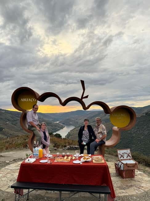 Douro Valley: 4wd Tour, Winery Visit, Boat Ride & Lunch - Practical Tips for Travelers