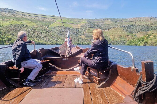 Douro Valley-Private Experience-Specialized Guide, Lunch, Boat,wineries,tastings - Summing It Up: Why Choose This Tour?