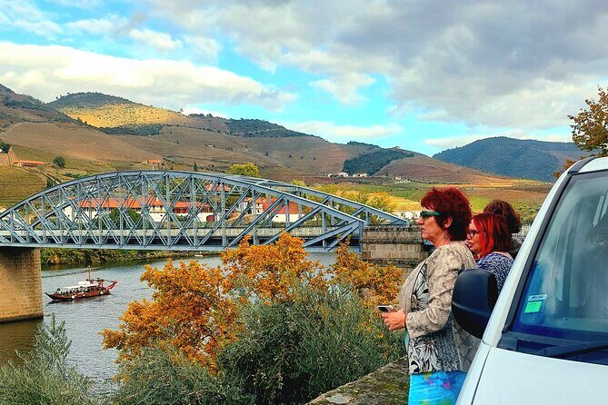 Douro Valley Unesco Heritage fantastic lunch & wine tasting - A Deep Dive into the Experience