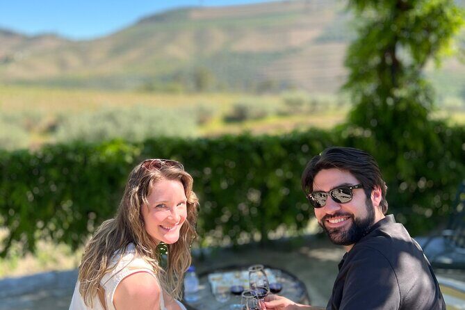 Douro Valley Wine Tour with Tastings, Boat Ride & Lunch - Exploring the Douro Valley: An Engaging Wine & Scenic Experience
