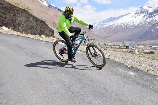 Downhill Mountain Biking Adventure at Komic - Key Points