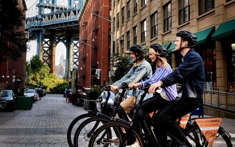 Downtown Bike Tour with Stylish Dutch Bikes or E-bikes! - What Sets This Tour Apart?