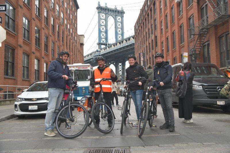 Downtown Bike Tour with Stylish Dutch Bikes or E-bikes! - Key Points
