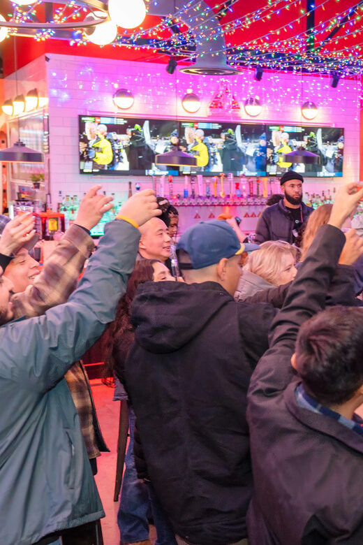 Downtown Denver Pub Crawl - Food & Drinks Included! - Key Points
