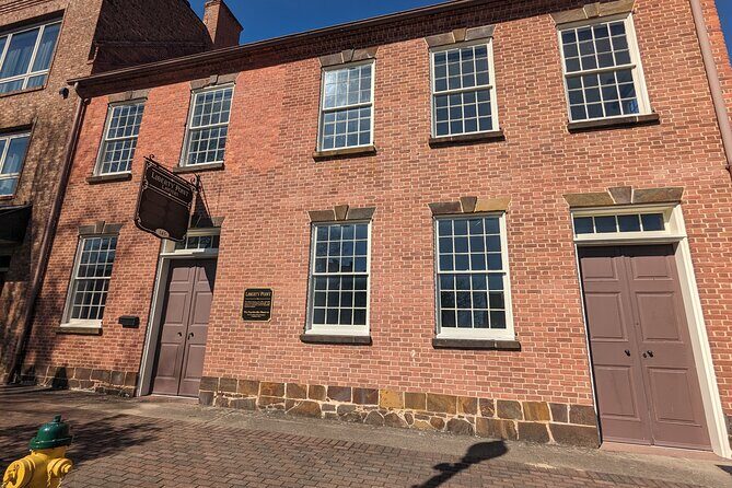 Downtown Fayetteville Historic Tour - A Deep Dive into Fayetteville’s Historic Heart