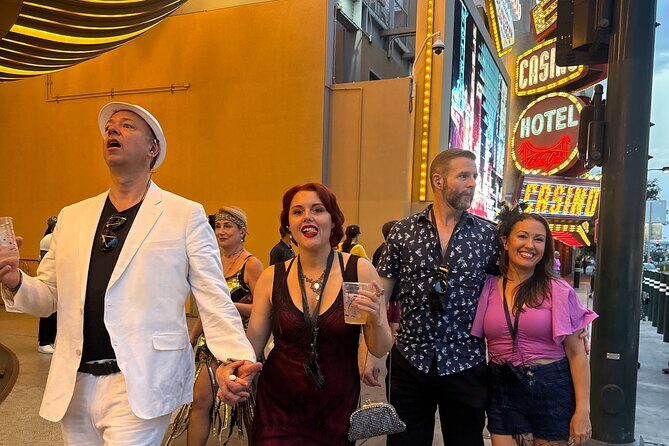 Downtown Fremont Street Walking Tour Las Vegas  English & Span - Key Points