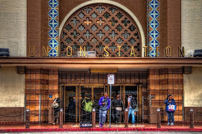 Downtown LA's History & Architecture: Private Walking Tour - Walt Disney Concert Hall: A Modern Icon