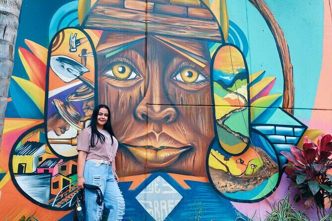Downtown Medellin, Pueblito Paisa, and Comuna 13 Private Tour - Discovering Medellín: A Deep Dive into the Tour Experience