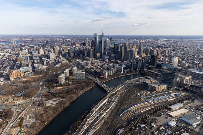 Downtown Philadelphia Helicopter Tour - In-Depth Look at the Philadelphia Helicopter Tour