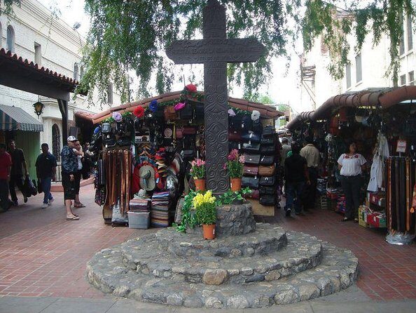 Downtown Walking Tour in Los Angeles - Key Points