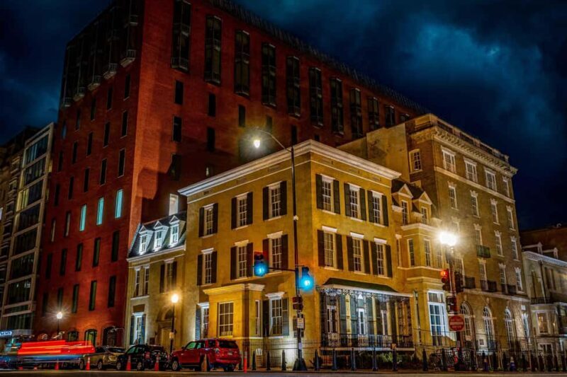 Dreaded Dead Descent of the District: DC Ghost Tour - Key Points