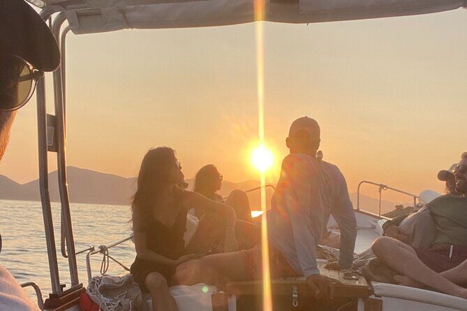 Dream tour by boat in La Spezia - Portovenere - Lerici - Islands - Discovering La Spezia’s Coastline — A Deeper Look