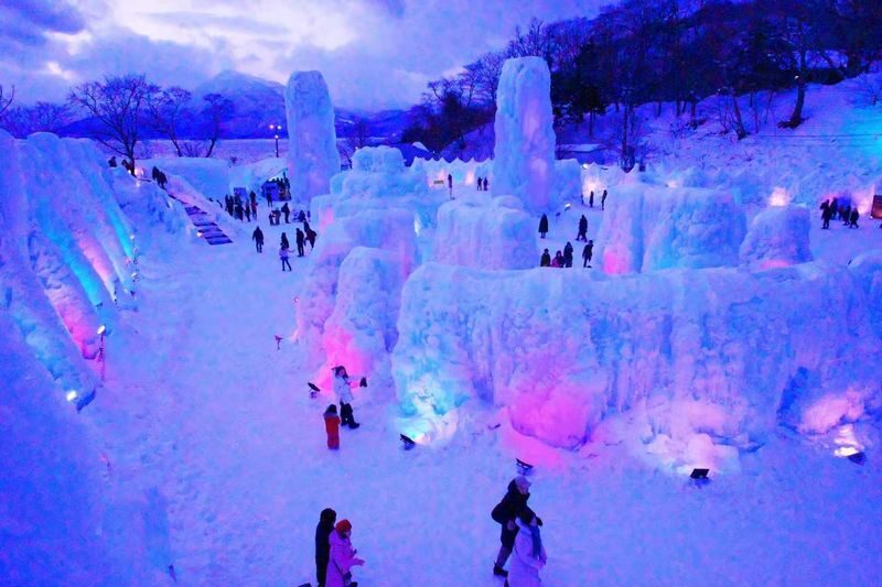 Dreamy ice sculptures decorated with lights-Lake Shikotsu Ice Wave Festival half-day tour at nightfall from Sapporo - What the Japanese-Language Service Means