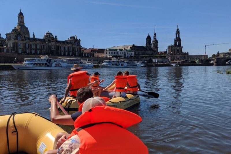Dresden: Bootstour mit dem Schlauchboot Loschwitz - Radebeul - The Sum Up