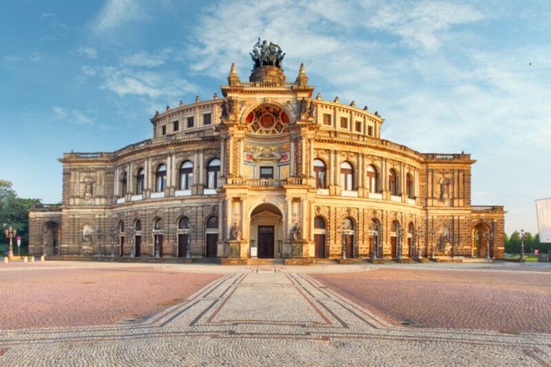 Dresden: Old Town Scavenger Hunt for Children - FAQ