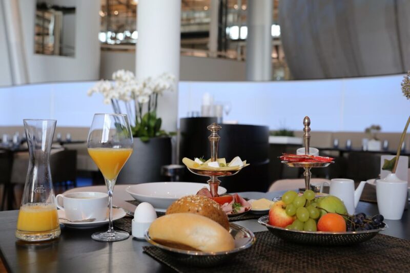 Dresden: Tour of VW's Transparent Factory with breakfast - The Experience World and Optional Test Drive