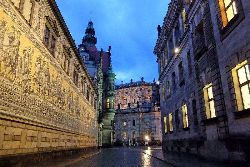 Dresden with a touch of Xmas: English small group tour - Who Should Consider This Tour?