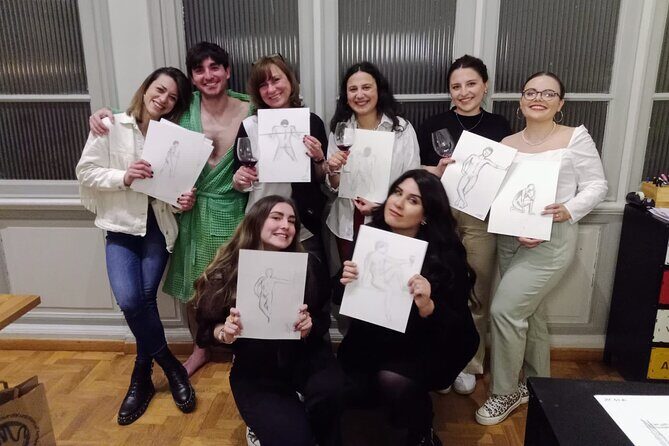 Drink & Draw in 17th century palace with Gorgeous Nude Male Model - Key Points