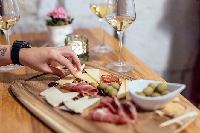 Drinks & Bites in Dubrovnik Private Tour - What Does the Tour Include and Exclude?