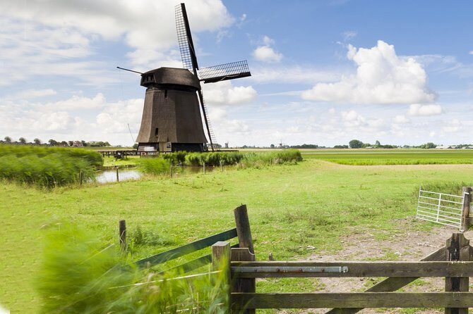 Drive it yourself electric Dutch Countryside GPS audio tour - Key Points