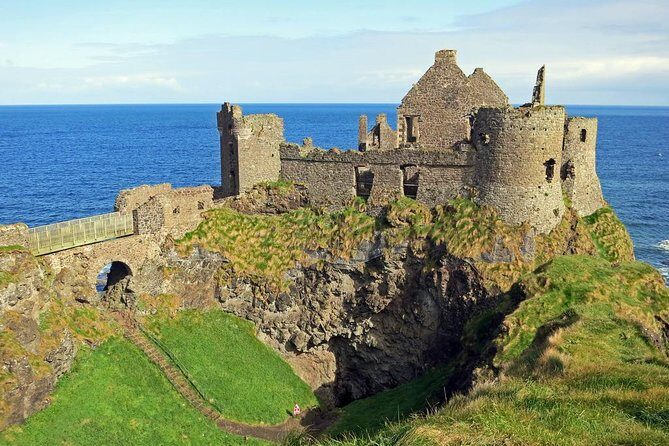 Dublin to Belfast Black Cab, Dunluce Castle and Giant's Causeway - Who Should Consider This Tour?