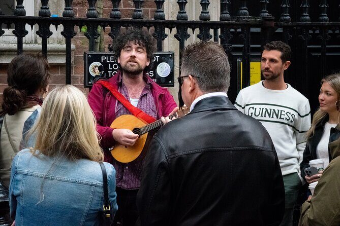 Dublin Traditional Irish Music Walking Tour with Live Performance - Discover Dublin’s Charm with a Traditional Irish Music Walking Tour