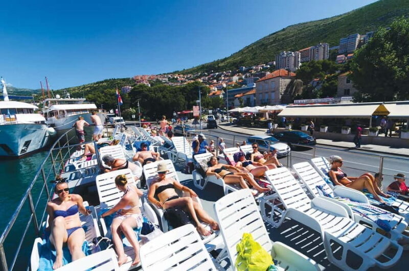 Dubrovnik: 3 Islands Fun Boat Trip with Drinks (FR, ES, EN) - What to Expect on the Boat