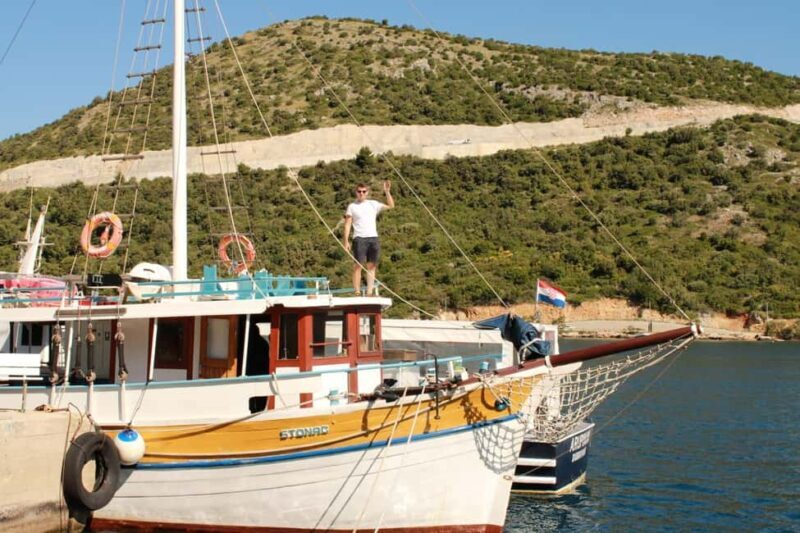 Dubrovnik: Blue Cave & Elaphiti Islands Full-Day Boat Tour - Practical Tips for Your Trip