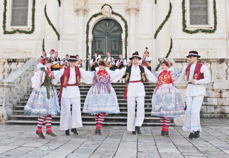 Dubrovnik: Croatian Folklore Show - What to Expect at the Dubrovnik Croatian Folklore Show
