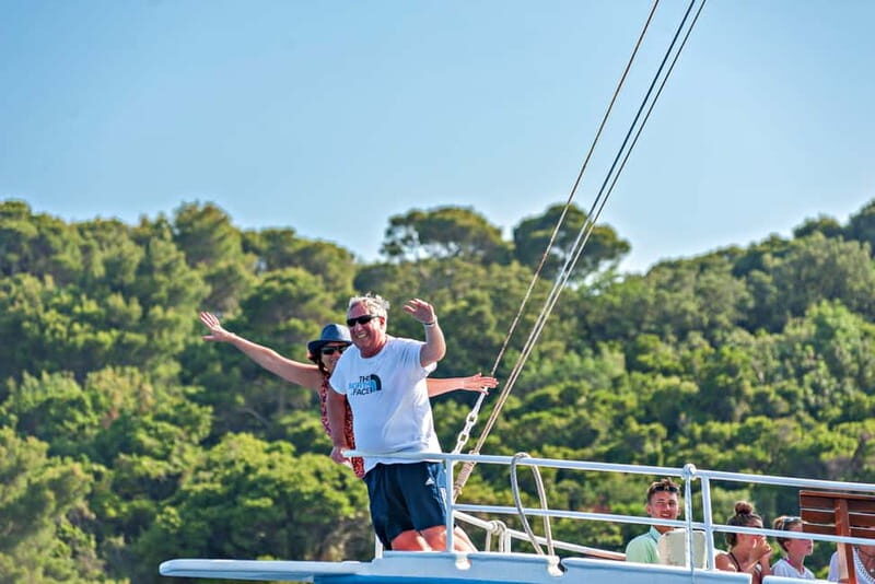 Dubrovnik: Elaphite Islands Cruise w/ Drinks, Optional Lunch - FAQs