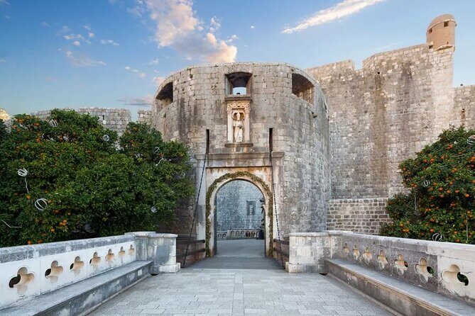 Dubrovnik Group Walking Tour - Key Points