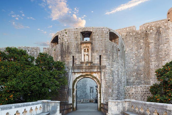 Dubrovnik Guided Group Tour with Ston Oyster tasting from Split & Trogir - The Sum Up