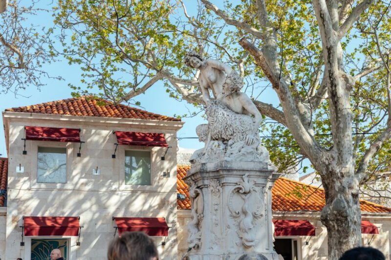Dubrovnik: Hidden Gems and Highlights Private Walking Tour - Hidden Gems: Off-the-Beaten-Path Finds