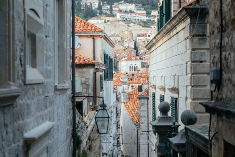 Dubrovnik: Hidden Gems and Highlights Private Walking Tour - Local Life and Atmosphere