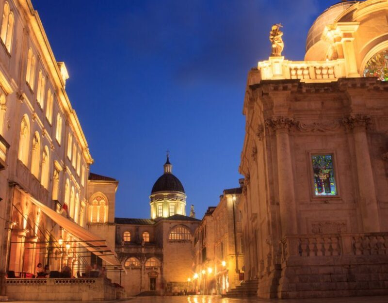 Dubrovnik: Old Town Highlights Guided Evening Walking Tour - A Closer Look at the Experience