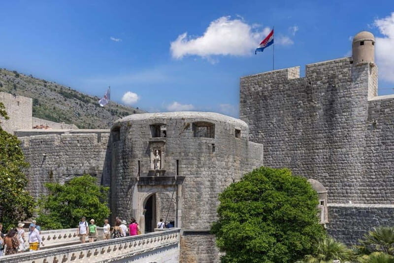 Dubrovnik: Pile Gate & Old Town with Spices and Hidden Gems - Authenticity and Traveler Feedback