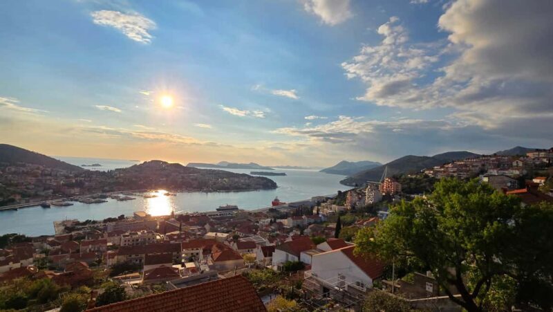 Dubrovnik Scenic Tour & Lunch/Dinner at Country Estate - Key Points