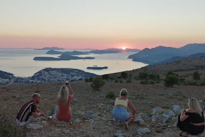 Dubrovnik sunset panorama & wine - FAQs