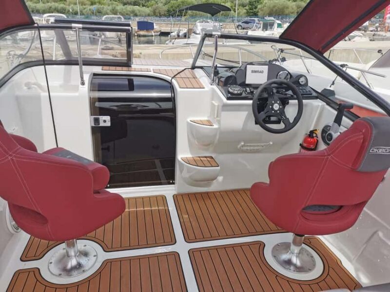 Dunat/Krk: Rent a boat Oki Barracuda 585 - Watersports and Additional Options
