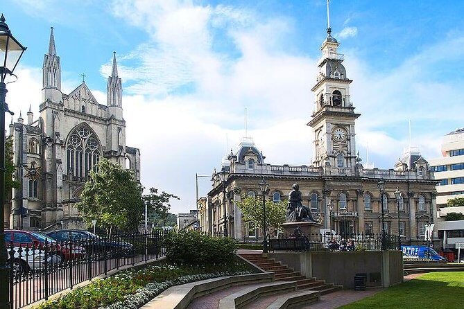 Dunedin Shore Excursion - Sightseeing, Larnach Castle, Chinese Garden & Museum - Transportation and Group Size