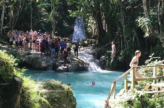 Dunn's River & Blue Hole Combo (from Montego Bay) - Key Points