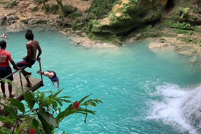 Dunns River & Blue Hole Day Trip with Lunch - Frequently Asked Questions