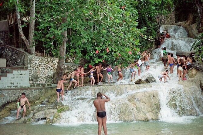 Dunns River Falls & Blue Hole in ocho Rios frm Negril/Montego Bay - Key Points