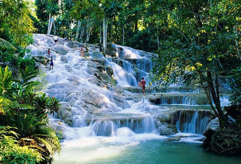 Dunn's River Falls Day Tour - Key Points