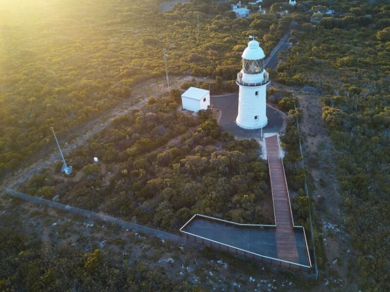 Dunsborough: Cape Naturaliste Lighthouse Guided Tour - Discovering the Cape Naturaliste Lighthouse